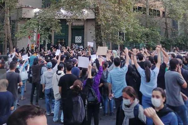 Iranian Regime Refuses To Understand People's Problems, Say Critics