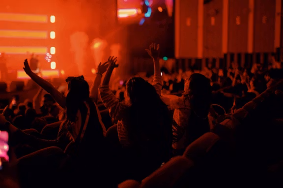 Women break taboos in Iran viral concerts: propaganda or progress?