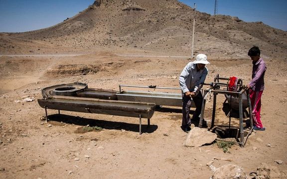 نماینده خامنهای در سمنان: وضعیت آب شرب سمنان از شرایط بحرانی هم عبور کرده است
