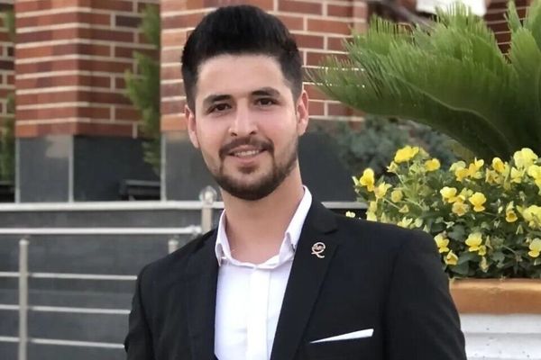 القضاء الإيراني يستدعي محامية متظاهر معدوم بعد انتقادها حكم الإعدام