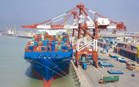 روزنامه اعتماد از اختلاس دو میلیون دلاری در مجتمع «امام خمینی» خوزستان خبر داد