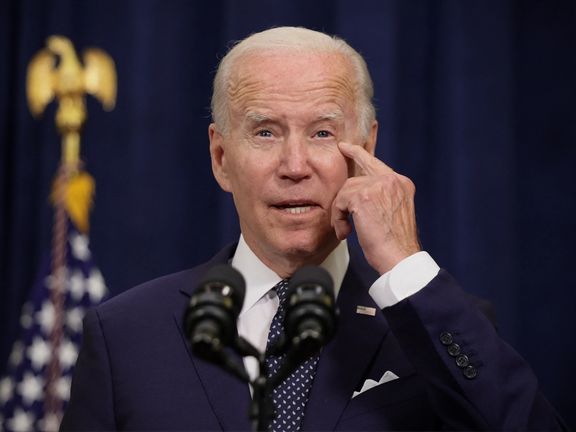 بايدن يصدر أوامر تنفيذية بفرض عقوبات على دول مثل إيران وروسيا.. تحتجز الأميركيين كرهائن