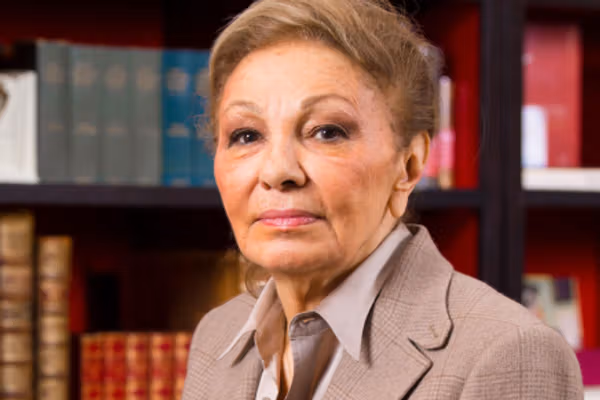 شهبانو فرح پهلوی: اطمینان دارم مردم ایران پیروز خواهند شد