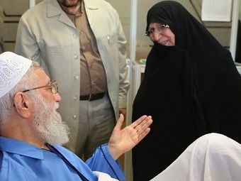 زهرا مصطفوی، دختر روحالله خمینی، حمله حماس به اسرائیل را به علی خامنهای تبریک گفت