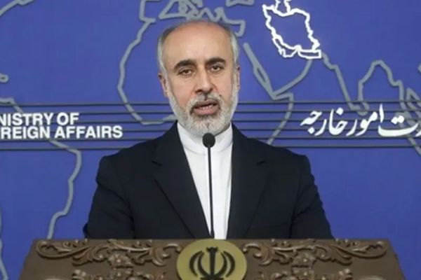 طهران ترفض الرد على تقرير "إيران إنترناشيونال" حول شبكة نفوذ إيران في أميركا