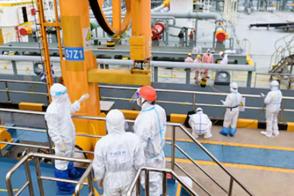 مع قرب تنصيب ترامب.. ميناء شاندونغ الصيني يحظر استيراد النفط من إيران وروسيا وفنزويلا