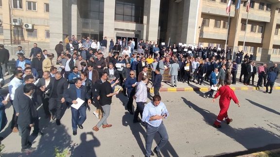 کارگران پارس جنوبی و کارکنان شرکت ملی مناطق نفتخیز جنوب تجمع اعتراضی کردند