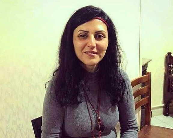 الحكم على الناشطة الحقوقية الإيرانية كلرخ إيرايي بالسجن 5 سنوات.. لمشاركتها في الاحتجاجات