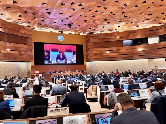 مواجهة حقوقية بين النظام الإيراني وضحاياه.. ووفد طهران يمارس القمع حتى في "جنيف"