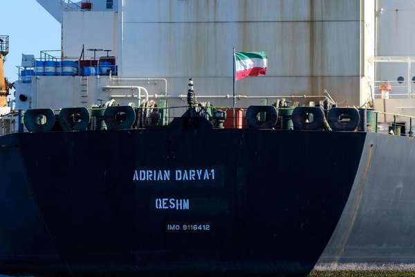 یک مقام ارشد جمهوری اسلامی: تهران بهطور پیشدستانه تولید نفت خام را کاهش داده است