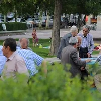 تأخّر الحكومة الإيرانية في سداد ديونها للضمان الاجتماعي يعطل علاج العمال والمتقاعدين