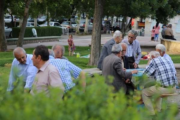تاخیر در پرداخت بدهی دولت به تامین اجتماعی، درمان کارگران و بازنشستگان را مختل کرده است