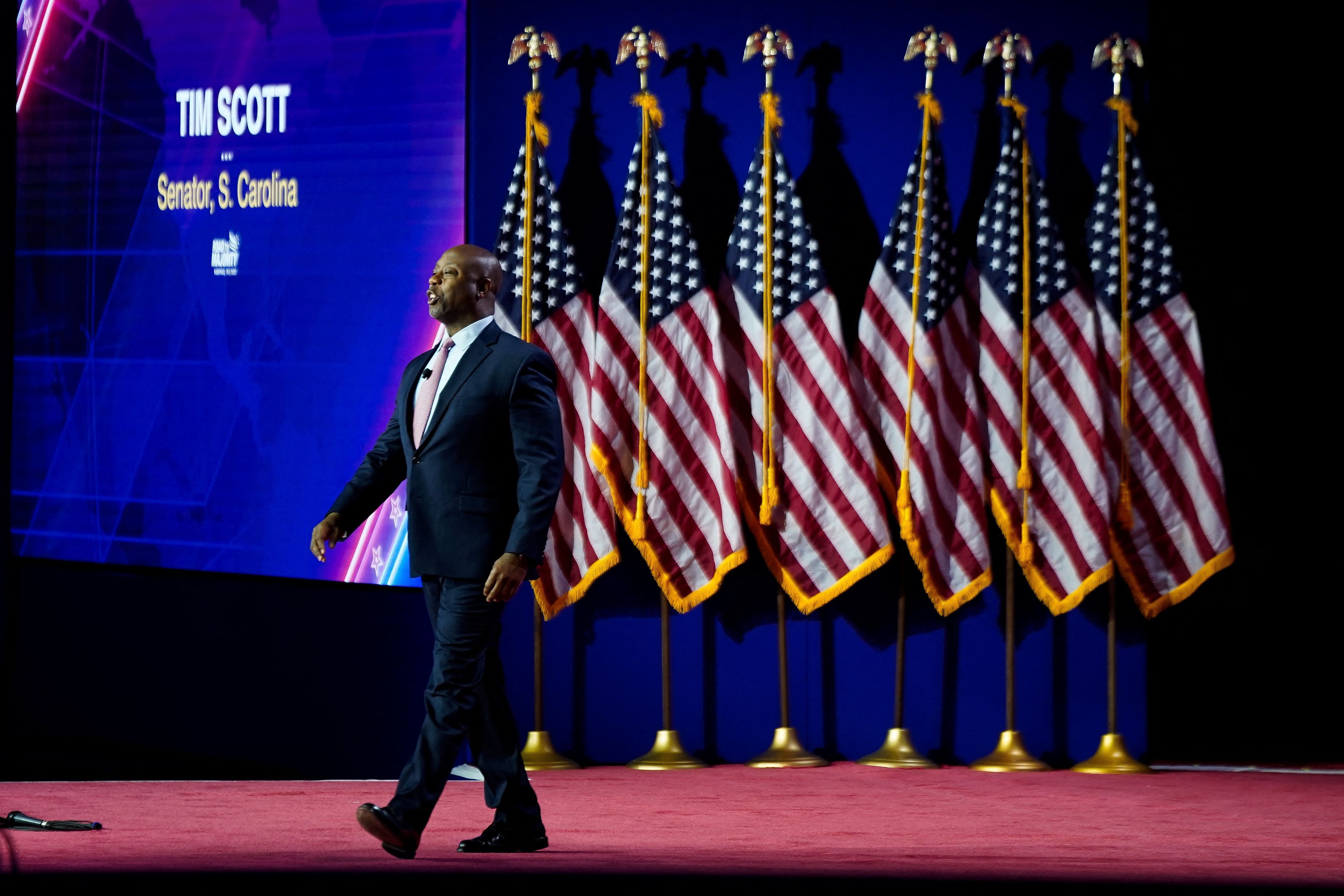 سيناتور أميركي: الآن ليس الوقت المناسب لإضعاف موقفنا ضد النظام الإيراني