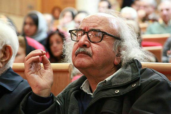 مقام وزارت ارشاد: کتاب شعر شفیعی کدکنی را به چند نفر دادهایم تا بخوانند و نظر دهند