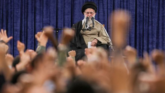 خامنهای: اگر آمریکا خباثت کند، سیلی سختی خواهد خورد