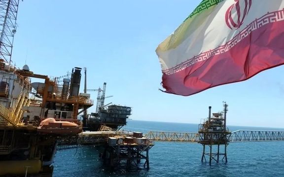 مركز پژوهشهای اتاق بازرگانی: ۹۲ درصد نفت ایران با ۳۰ درصد تخفیف به چین فروخته میشود