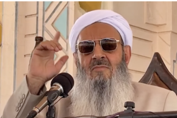 مولوی عبدالحمید: هیچ عالم مستقلی نمیتواند از کشتار فجیع معترضان حمایت کند