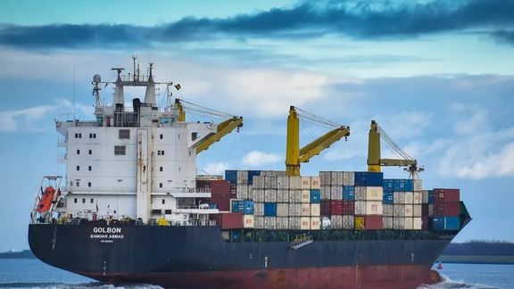 سفينتان إيرانيتان في طريقهما من بكين إلى طهران تحملان مواد لإنتاج وقود صلب للصواريخ