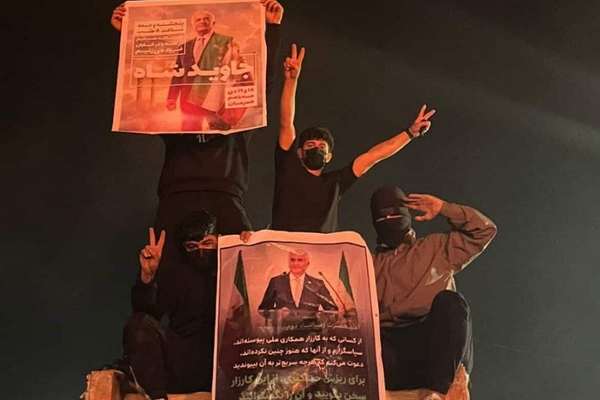 بازگشت به اینترنت جهانی؛ انقلاب ملی و شعار «جاوید شاه» زنده است