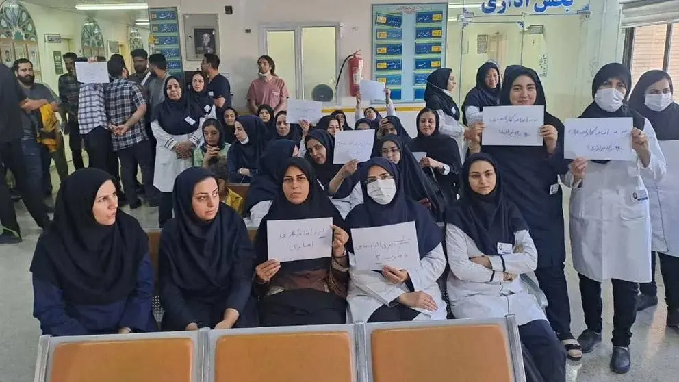 Nurses in Ardakan, Yazd Province, staged a protest on November 11, 2024.