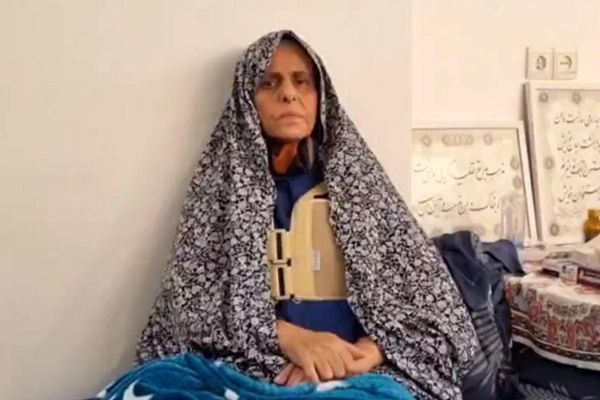 معارضة لـ "خامنئي" للقاضي: إما أن تبرئني وتُطلق سراحي أو تحكم عليّ بالسجن حتى سقوط النظام