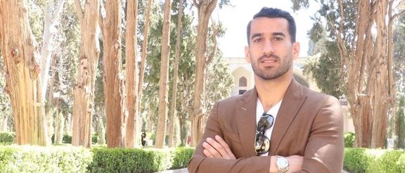 کاپیتان تیمملی فوتبال ۱۰ زندانی را آزاد کرد