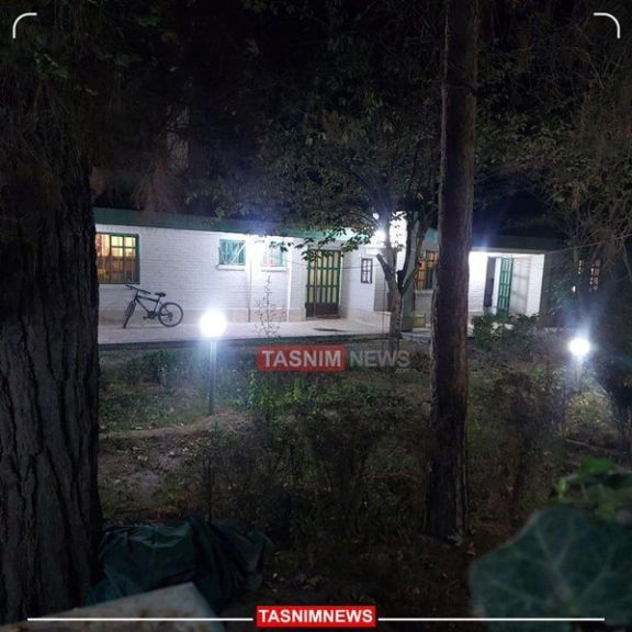 The Mehrjuis' residence in Fardis