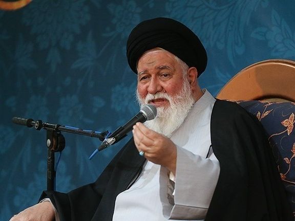 نماینده خامنهای در خراسان رضوی: راه بیدین کردن و لائیکسازی نسل جوان، ترویج بیحجابی است