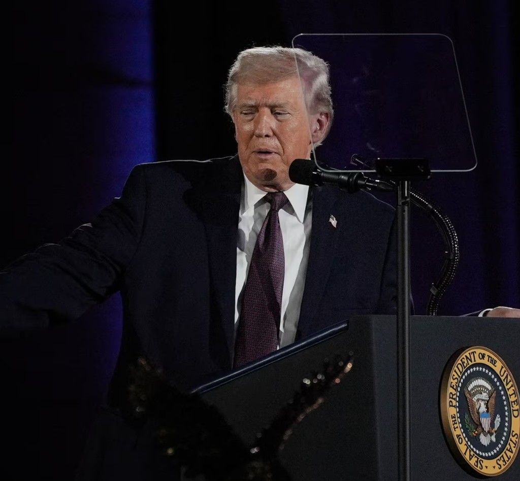 دونالد ترامپ پست دو روز پیش خود درباره «فروپاشی جمهوری اسلامی» را بازنشر کرد