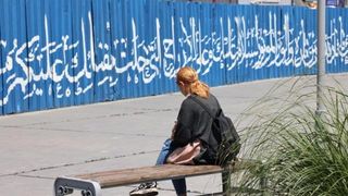 حرام سیاسی خواندن بیحجابی؛ اعلام رسمی دشمنی پایانناپذیر با زنان