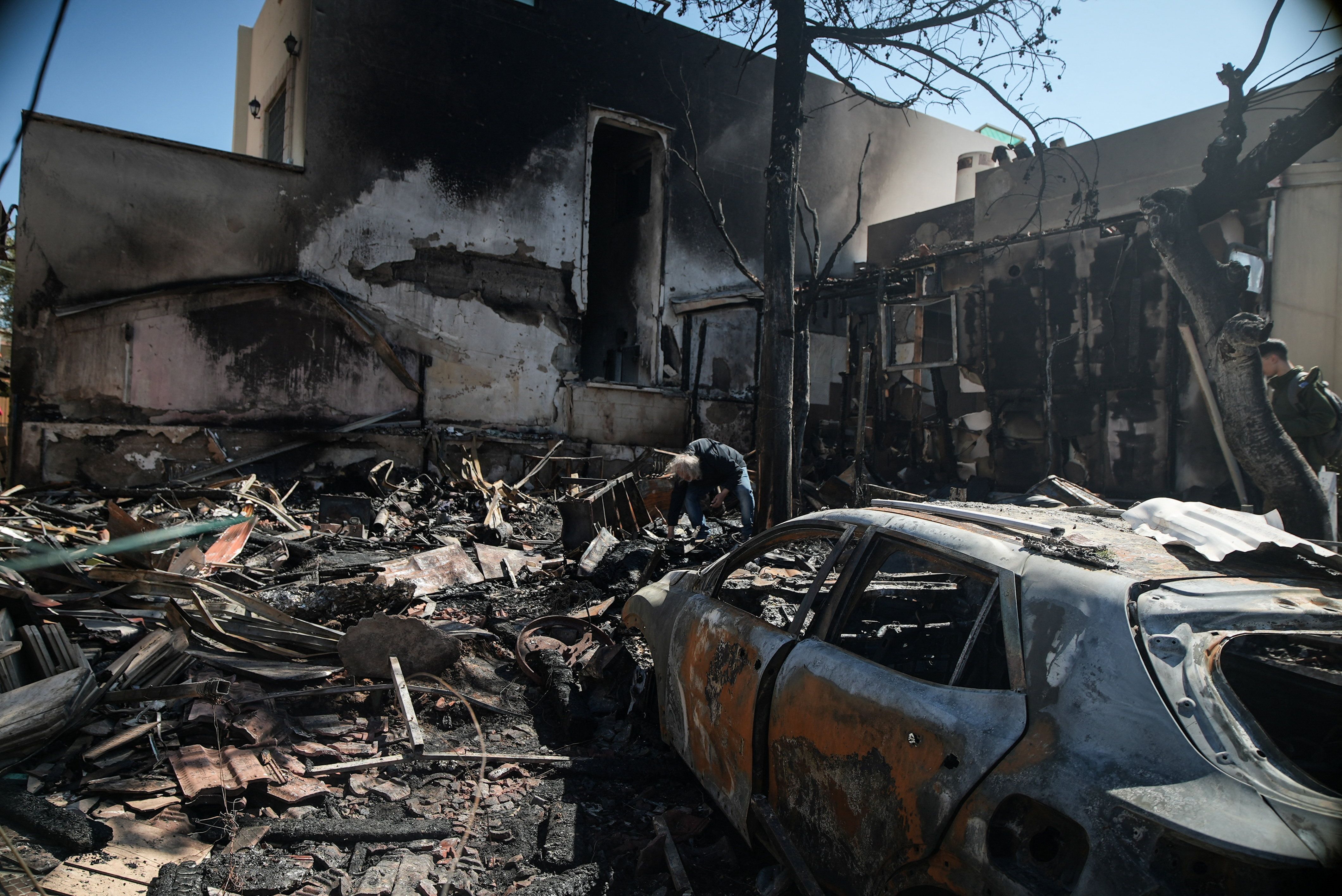 حمله موشکی جمهوری اسلامی به مرکز اسرائیل خسارت‌هایی به بار آورد