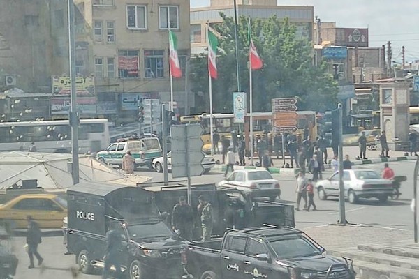استمرار الاحتجاجات في إيران.. ونشر أسماء 3 قتلى وعشرات المعتقلين
