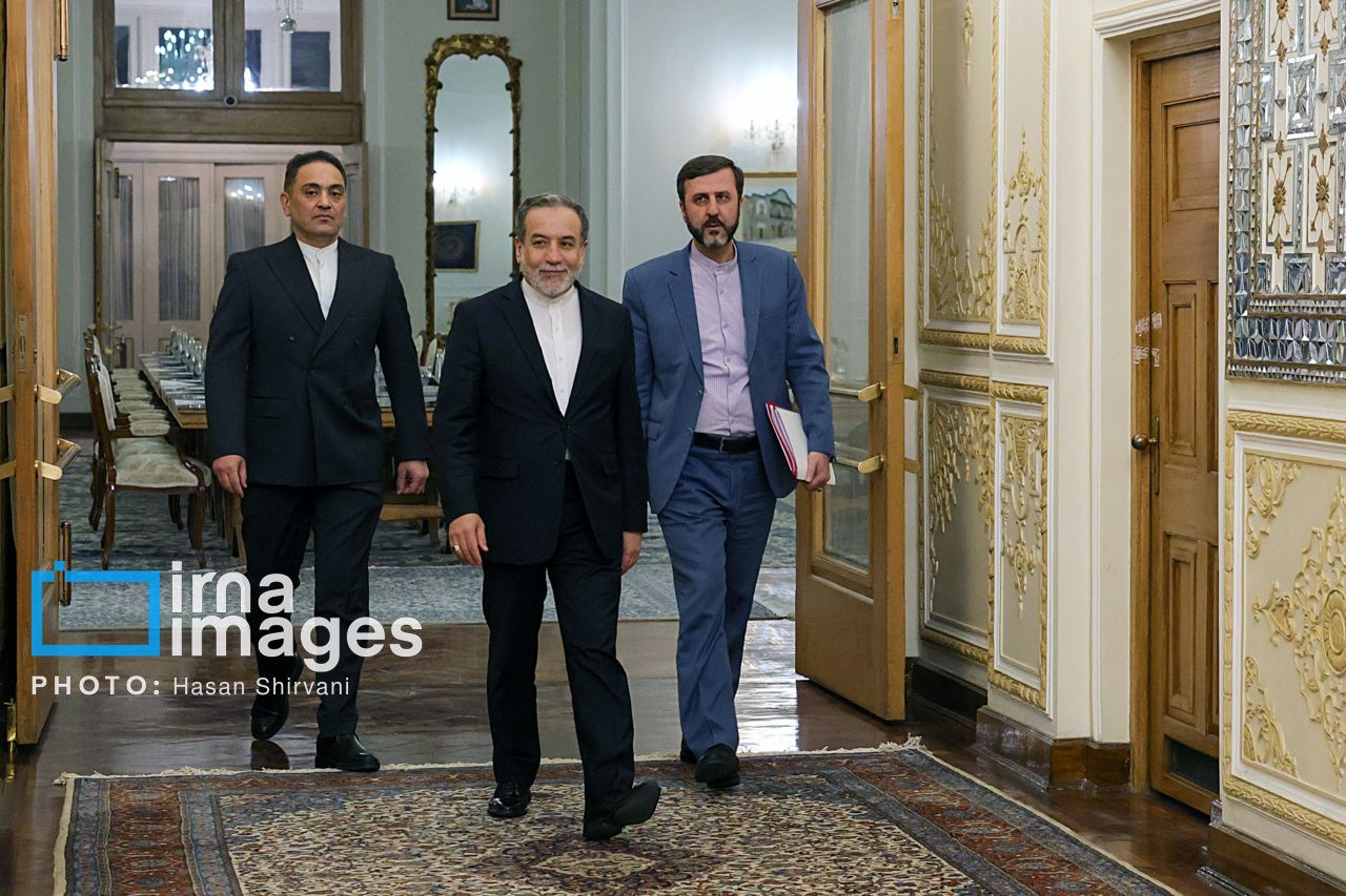 معاون وزیر خارجه: غنی‌سازی اورانیوم خط قرمز جمهوری اسلامی در مذاکرات است