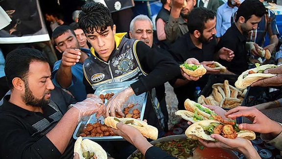 عضو هیات علمی پژوهشکده گردشگری: زائران پیاده شادکامی بالاتری دارند