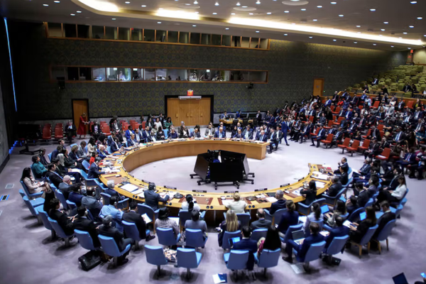 شورای امنیت سازمان ملل خواستار توقف حملات فرامرزی و دریایی حوثیها شد