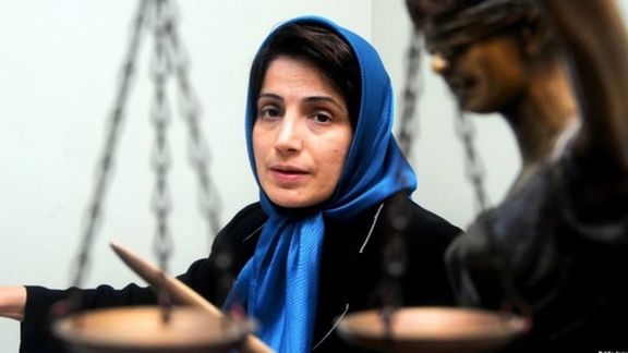 ناشطة إيرانية معتقلة تشيد بالمقاومة في أوكرانيا: إنها حرب بين الديمقراطية والديكتاتورية