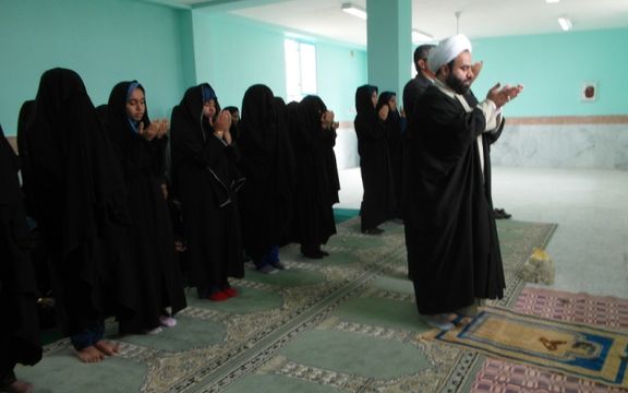 وزیر آموزش و پرورش: ۴۷ هزار امام جماعت در مدارس حاضرند