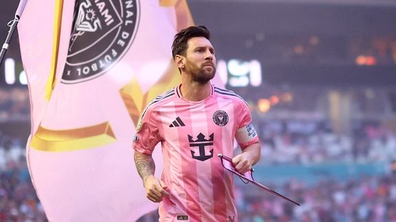 اینترمیامی ۰ - ۰ الاهلی مصر؛ افتتاحیه جام جهانی باشگاهها، با مسی، بدون گل