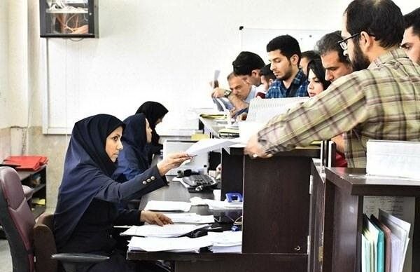 ۲۴ هزار نفر خواستار افزایش حقوق سال آینده کارمندان دولت بر اساس نرخ تورم شدند