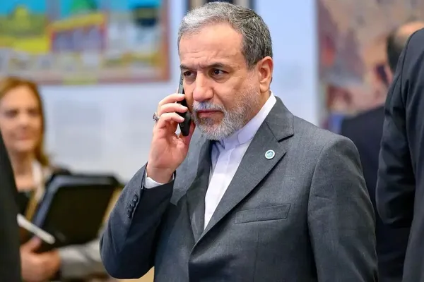 عباس عراقچی: چند ماه است که تماسهایم با ویتکاف را قطع کردهام