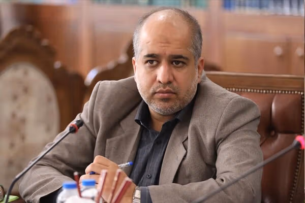 نماینده مجلس: مستندات نشان میدهد ۸ کشتی نهاده دامی بدون ورود به کشور فروخته شدهاند