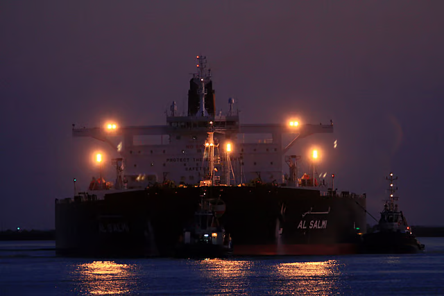 نشت نفتی پس از حمله به نفتکش کویتی گزارش نشد