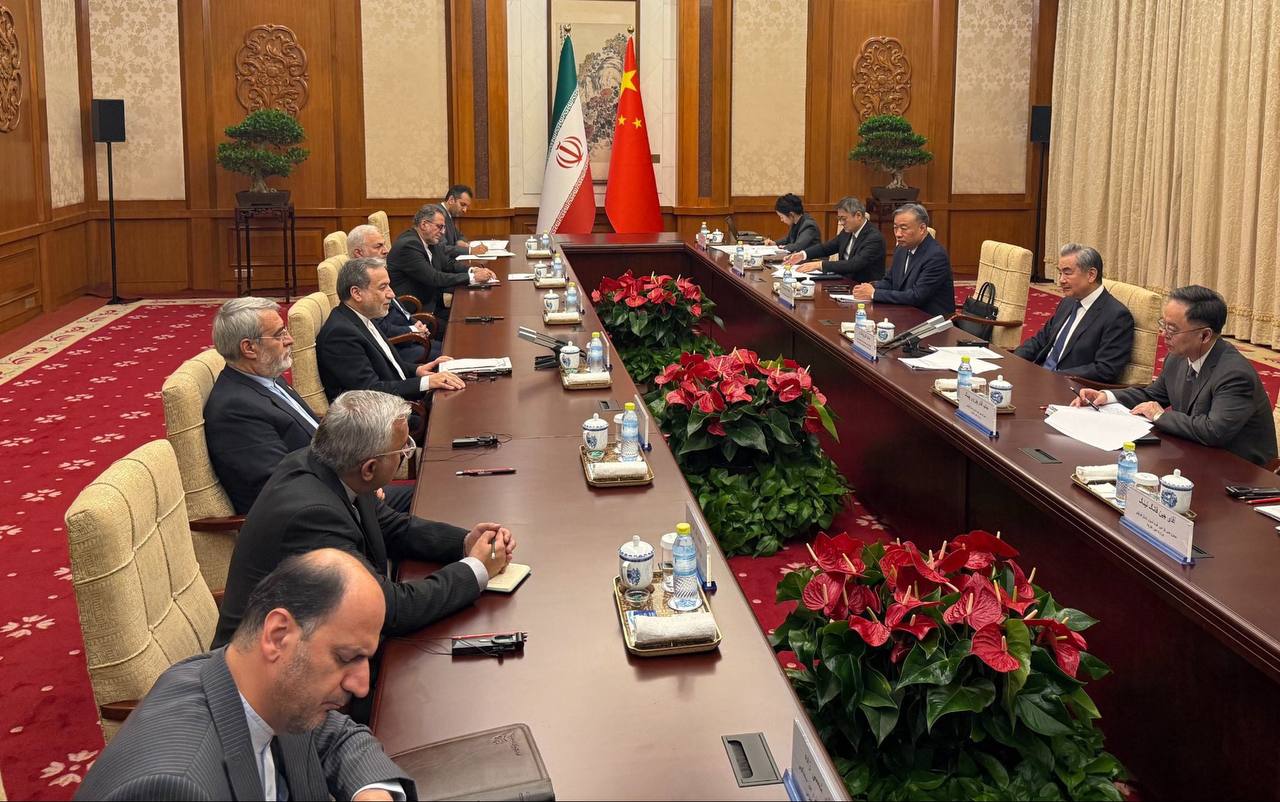 عراقچی و وزیر خارجه چین در پکن دیدار کردند
