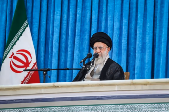 خامنهای پیشنهاد آمریکا را برای توافق هستهای رد کرد