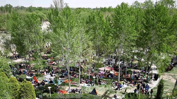 دادستان گرمسار: ۱۲ نفر به دلیل روزهخواری در روز سیزدهبهدر بازداشت شدند