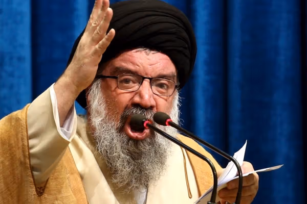 عضو مجلس خبرگان: حکم تهدید کردن خامنهای اعدام است