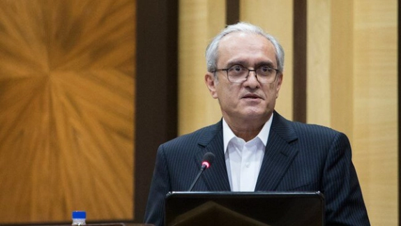 رییس اتحادیه واردکنندگان دارو: قیمت فایزر و مدرنا در حد سینوفارم و اسپوتنیک است