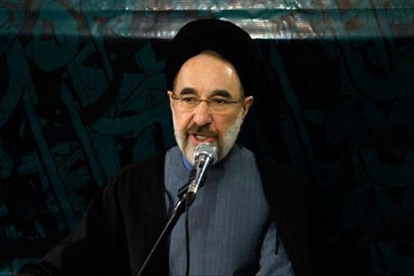 خاتمي: تعديل البرلمان الإيراني لقانون الانتخابات تكثيف للتحرك نحو "الإطاحة بالنفس"