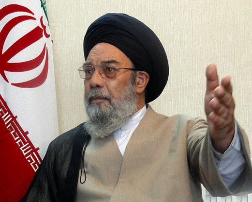 نماینده خامنهای در اصفهان: آنهایی که رای ندادند باید از کار غلط خود عبرت بگیرند