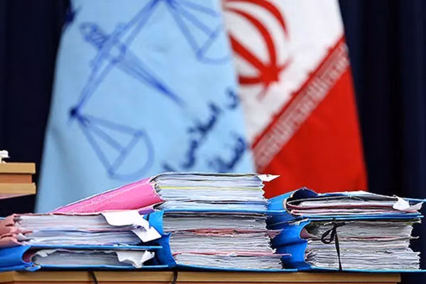 دادگاه انقلاب ایذه ۱۹ شهروند اهل بهمئی را به دو سال حبس محکوم کرد